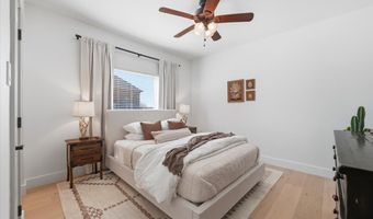 570 S Point Ct, Aledo, TX 76008
