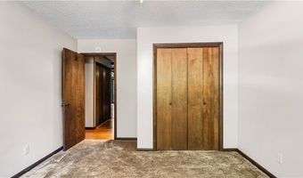 1 Chapel Ln, Bella Vista, AR 72715