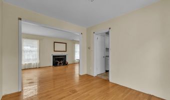 6 Ruthven Pl, Ann Arbor, MI 48104