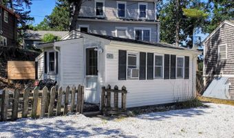 26 Hideaway Rd G, Bourne, MA 02532