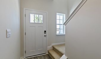 221 Maddox Dr, Aberdeen, NC 28315