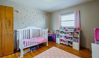 8634 Allen Rd, Allen Park, MI 48101