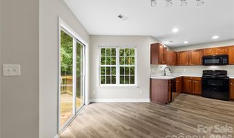 518 Canopy Ct, Clover, SC 29710