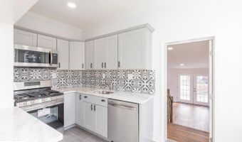 114 WALNUT St, Audubon, NJ 08106