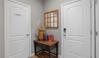 81 Golden View Dr, Johnston, RI 02919