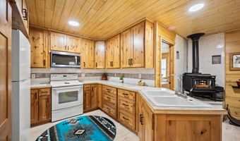 109 E Kamloop Ave, Bayview, ID 83803