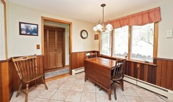 1534 Sandridge Rd, Alden, NY 14004
