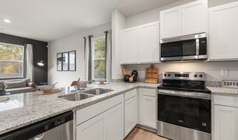 5989 SKYLAR Dr, Atlanta, GA 30336