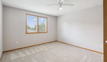 3211 SW 35th St, Ankeny, IA 50023