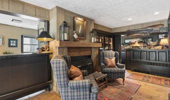157 Main St, Belgrade, ME 04917