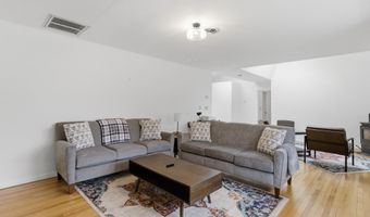 212 Dewey St, Bennington, VT 05201