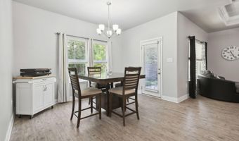 5361 Overland Dr, Biloxi, MS 39532