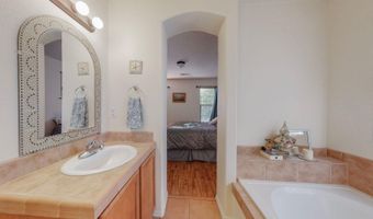 7324 Via Contenta NE, Albuquerque, NM 87113