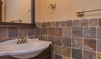 255 Garth Ct, Old Bridge, NJ 08857