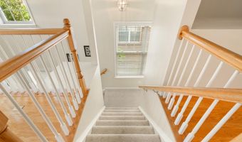 20911 HOUSEMAN Ter, Ashburn, VA 20148