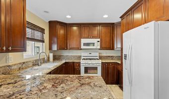 108 N Chapel Ave 1, Alhambra, CA 91801