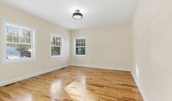 56 Sun Lake Dr, Belmont, NH 03220