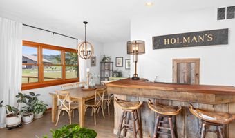 92 ASHLEY Dr, Alpine, WY 83128