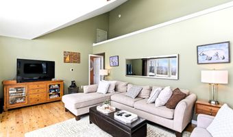 87 Glade Cir, Campton, NH 03223