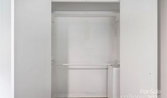 2840 Edsel Pl, Charlotte, NC 28205