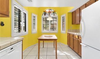 11714 Oak St, Apple Valley, CA 92308