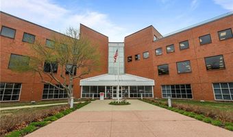 475 Kilvert St, Warwick, RI 02886