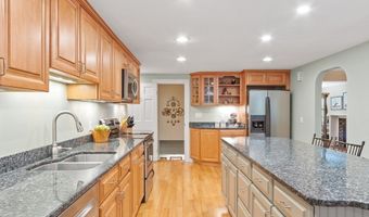 31 Mohawk Dr, Acton, MA 01720