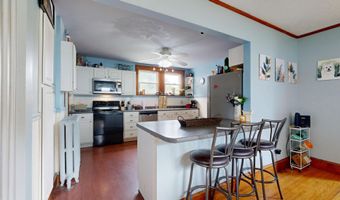 184 Whitney St, Auburn, ME 04210