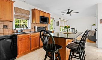 45 Silo Dr, Cranston, RI 02921