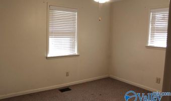 1011 9th St NW, Arab, AL 35016