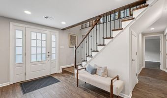 8217 CINDY Ln, Bethesda, MD 20817