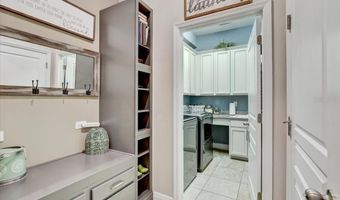 7209 MEETING HOUSE Ln, Apollo Beach, FL 33572