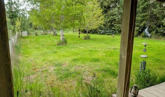 6702 Kelso Lake Rd, Athol, ID 83801