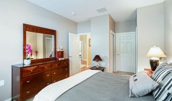 28 Jumping Brook Ln, Barnegat, NJ 08005