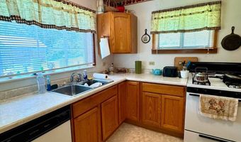3285 Arnoldsburg Rd, Arnoldsburg, WV 25234