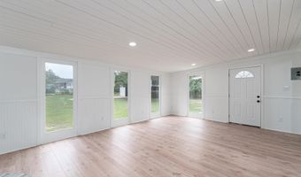 2004 Woodside Dr, Camden, SC 29020