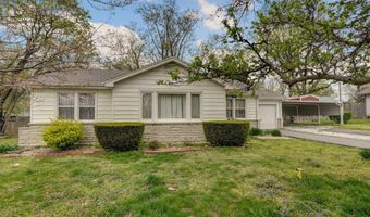 312 S Park Ave, Aurora, MO 65605