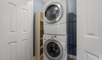 3004 S GLEBE Rd, Arlington, VA 22206