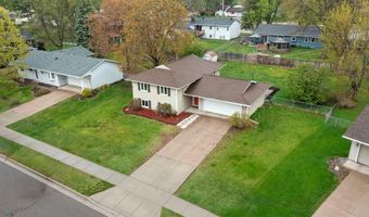 1047 Lowell Dr, Apple Valley, MN 55124