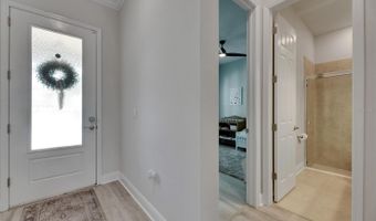 7420 PARADISO Dr, Apollo Beach, FL 33572