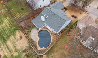 1329 Westbrooke Terrace Dr, Ballwin, MO 63021