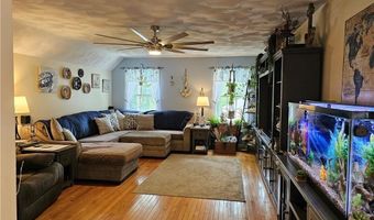 3 Bank St, Cranston, RI 02920