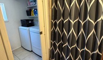 812 CARPER Dr, Artesia, NM 88210