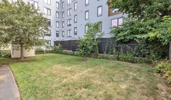 850 Brewster St, Bridgeport, CT 06605