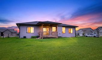 3817 NW Beechwood St, Ankeny, IA 50023