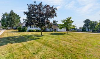 105 E Main St, Anna, OH 45302