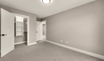 824 SE 35th St, Battle Ground, WA 98604