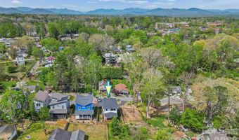 34 Fern St, Asheville, NC 28803