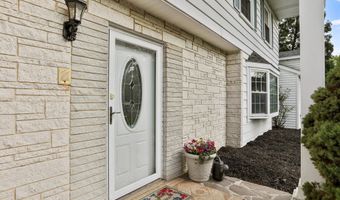 9332 CHILDACREST Dr, Boonsboro, MD 21713