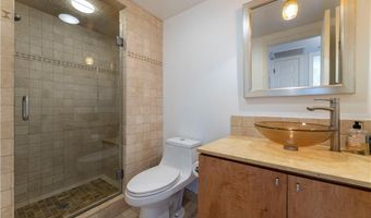 73 Conanicus Ave 4, Jamestown, RI 02835